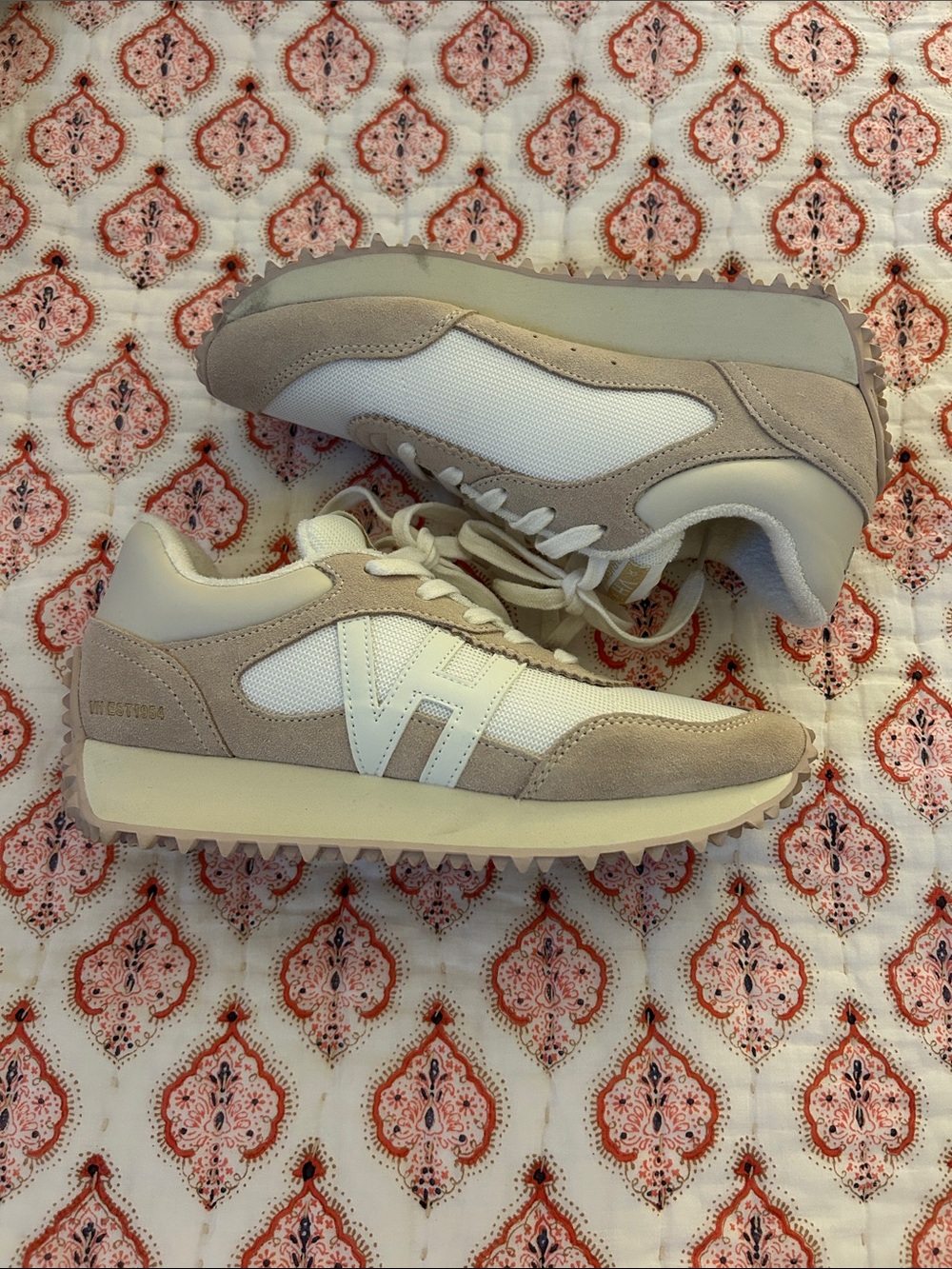 Vintage Havana Neutral Beige & White 'VH' Logo Runner Sneakers